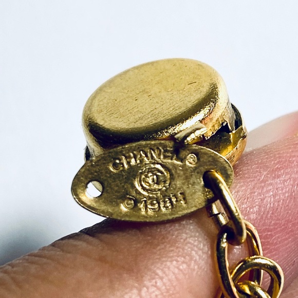 COPY - Chanel Vtg 1984 Sautoir Gripoix pearl 74” Necklace - Picture 5 of 9